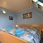 Huebsche In Kroepelin Mit Eigener Terrasse Apartmán