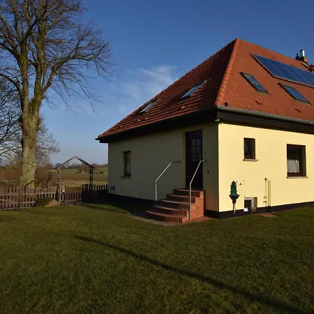 Apartman Huebsche In Kroepelin Mit Eigener Terrasse Klein Nienhagen