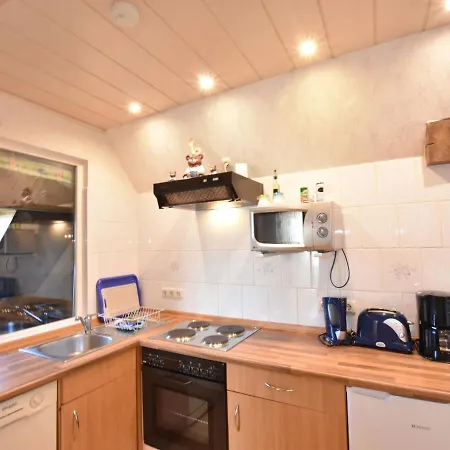 Huebsche In Kroepelin Mit Eigener Terrasse Appartement