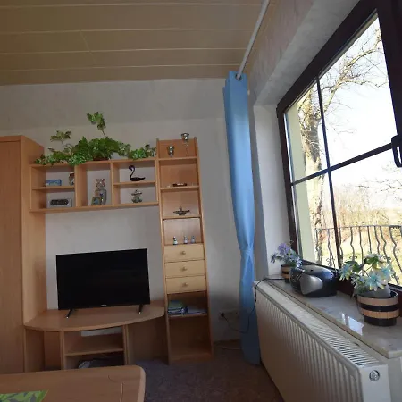 Huebsche In Kroepelin Mit Eigener Terrasse Appartement *