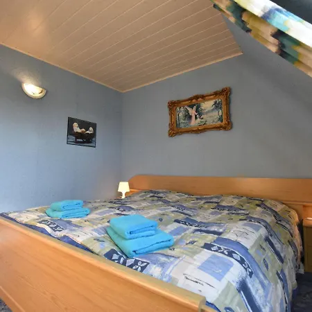 Huebsche In Kroepelin Mit Eigener Terrasse Appartement