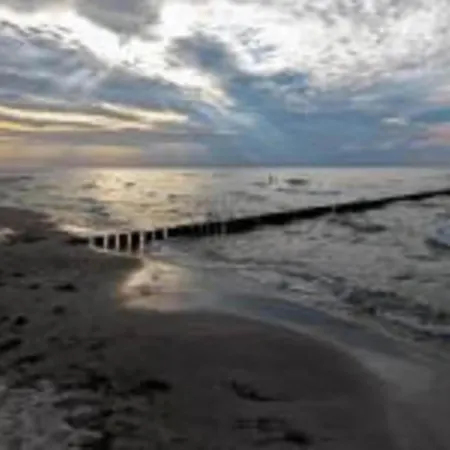 Huebsche In Kroepelin Mit Eigener Terrasse * Klein Nienhagen