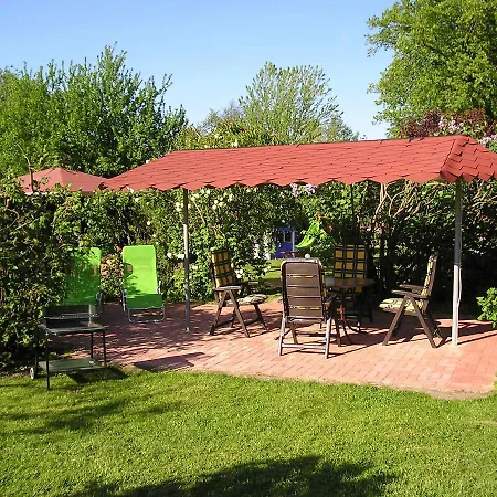 Huebsche In Kroepelin Mit Eigener Terrasse Appartement