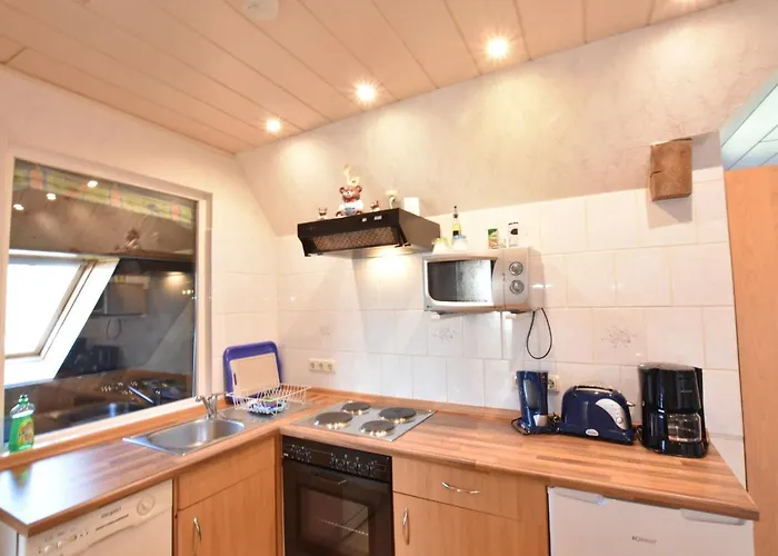 Huebsche In Kroepelin Mit Eigener Terrasse Appartamento