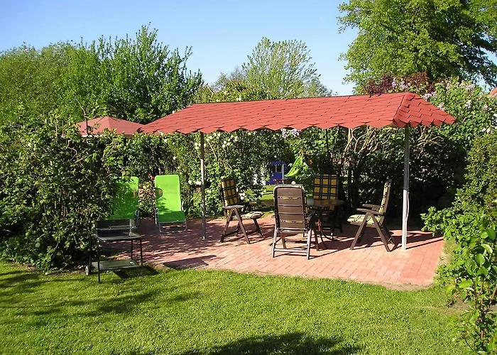 Huebsche In Kroepelin Mit Eigener Terrasse Appartamento